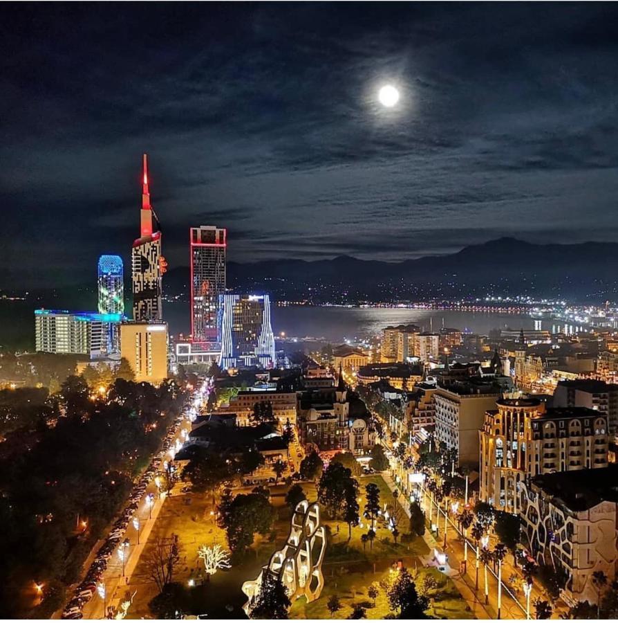 Orbi City Center Suite Batumi Zewnętrze zdjęcie