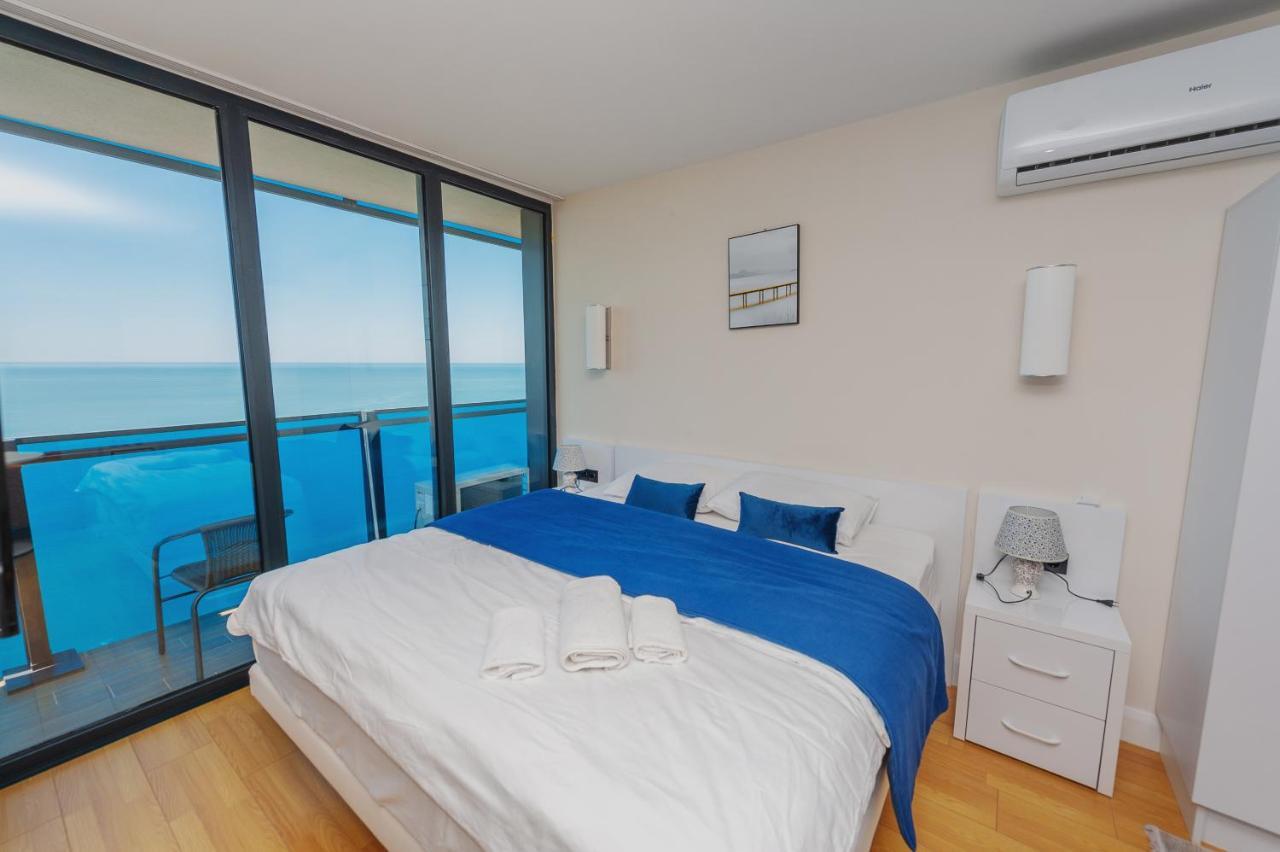 Orbi City Center Suite Batumi Zewnętrze zdjęcie