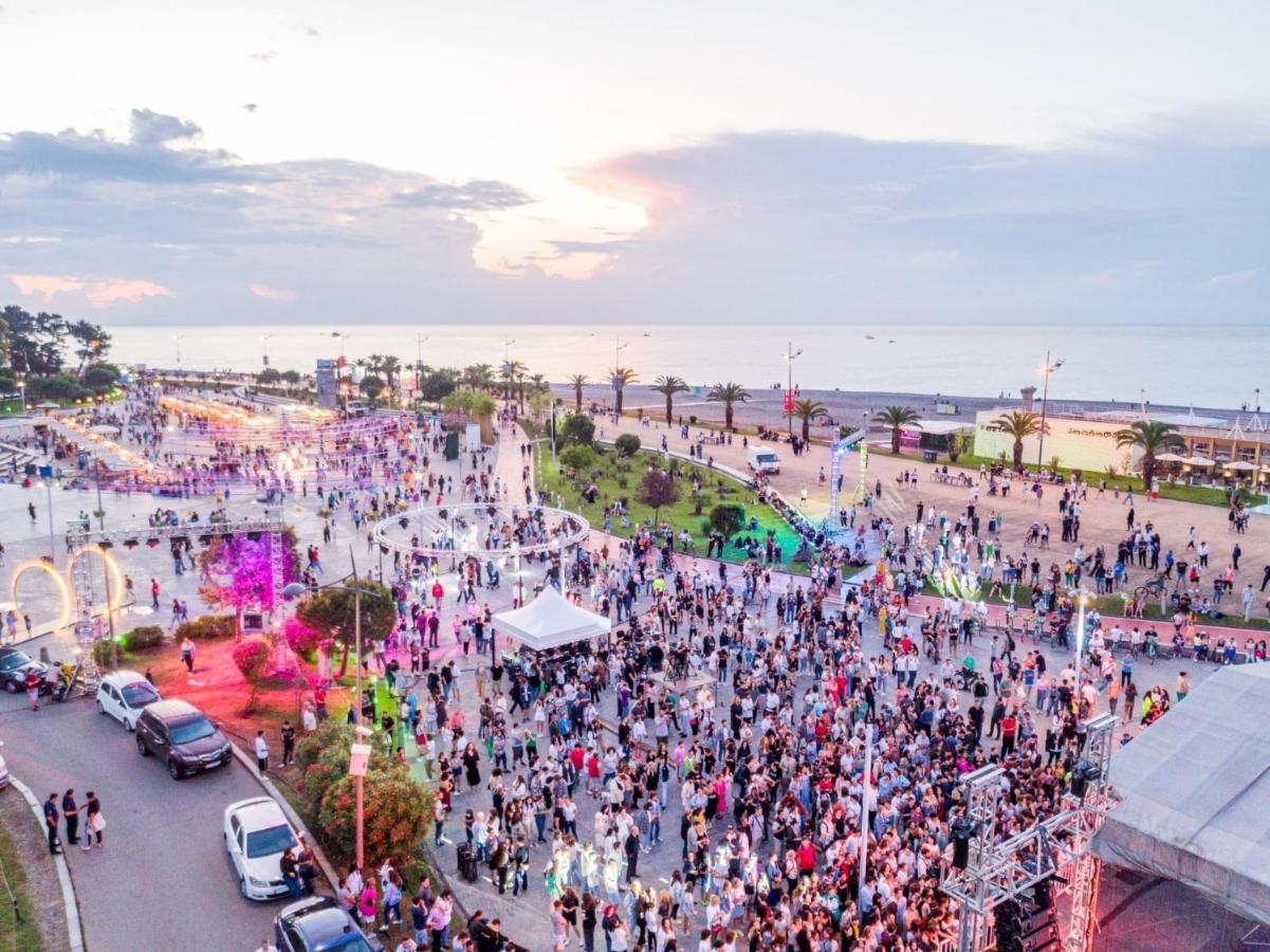 Orbi City Center Suite Batumi Zewnętrze zdjęcie