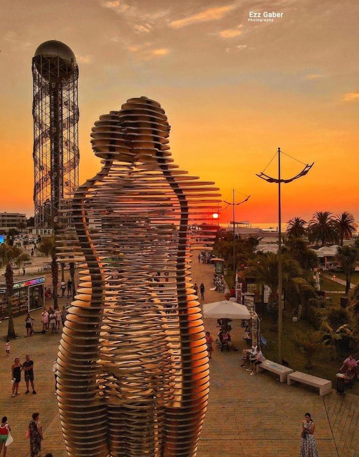 Orbi City Center Suite Batumi Zewnętrze zdjęcie